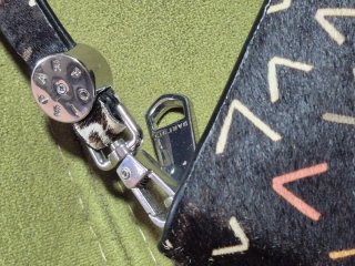 Cartera de mano con estampado