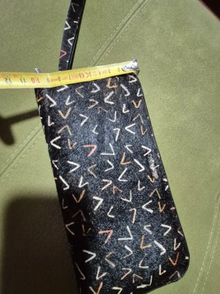 Cartera de mano con estampado