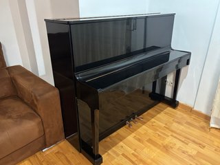 Piano de pared 88 teclas