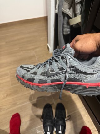 Nike P-6000 Gris/Rojo