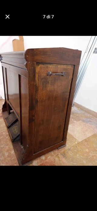 Armonium a pedali primo Novecento