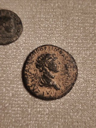 Lotto di antiche monete romane