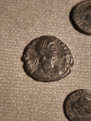 Lotto di antiche monete romane