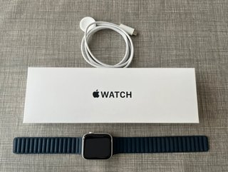 Apple Watch SE 3 44mm Argento/Blu Marina