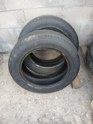 Neumáticos de coche