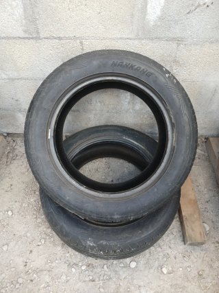 Neumáticos de coche