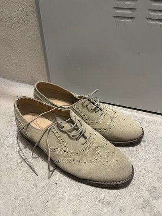 Zapatos planos beige estilo Oxford mujer