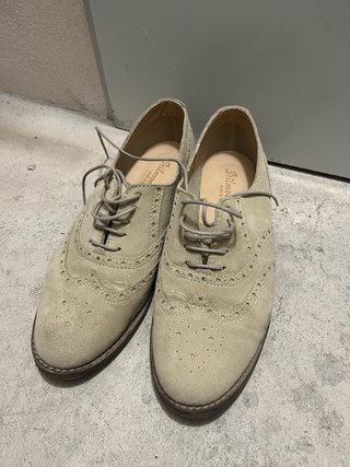 Zapatos planos beige estilo Oxford mujer