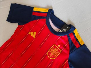 Equipación España Infantil Adidas Roja 20, 24 y 28
