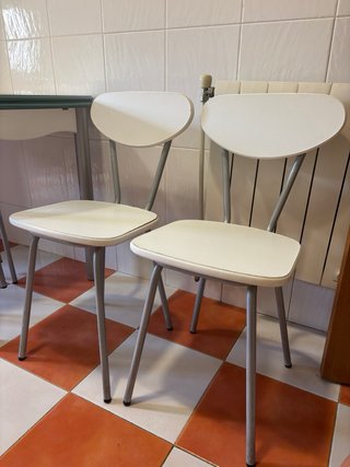 Mesa extensible cocina + 2 sillas