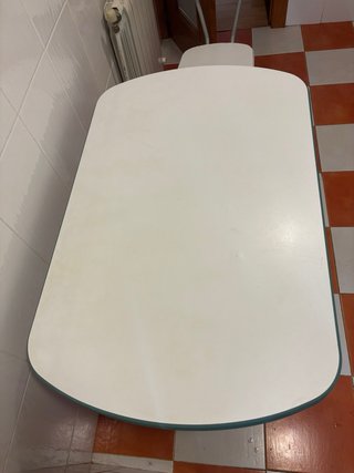 Mesa extensible cocina + 2 sillas