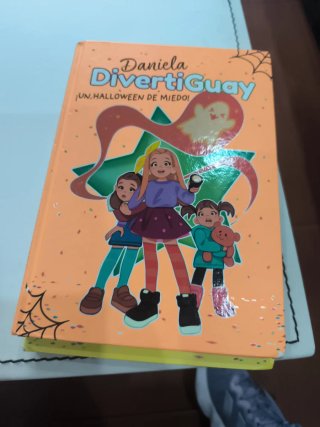 Colección libros Daniela Go.