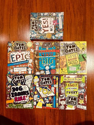 Tom Gates #8-14#| Colección 7 libros |en inglés |