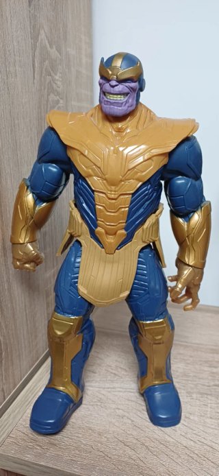 Muñeco Thanos