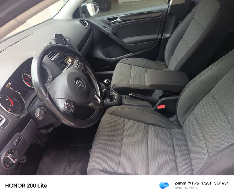 Volkswagen Golf 2012, foto 2