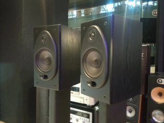 Altavoces Polk Audio Negros