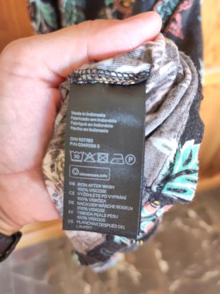 Vestido premamá H&M floral negro talla M