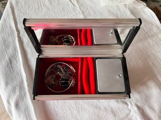 Joyero musical con diseño oriental