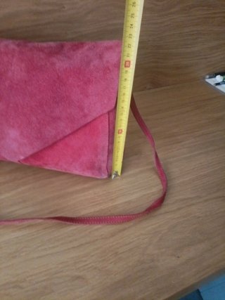 Bolso de ante rojo