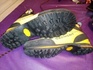 Botas de Montaña Garmont Gore-Tex Amarillas