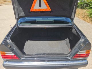 Mercedes-Benz Clase E 1992