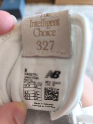 Zapatillas New Balance 327 Talla 43.5