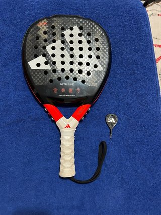 Pala de pádel Adidas Metalbone