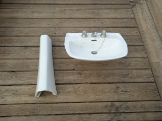 Lavabo de baño de cerámica blanco