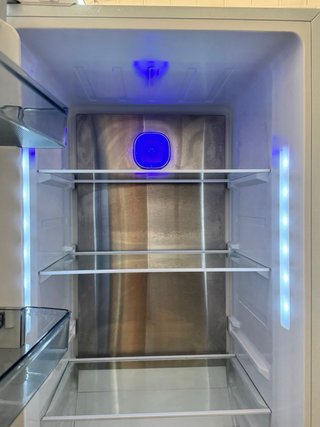 Congelatore verticale solo congelatore Universalblue bianco