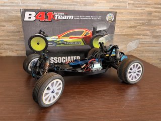 Associated RC10 diversi modelli