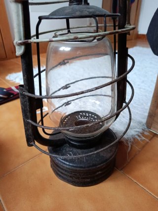 Farol S.I.F. 500 Petróleo Francia
