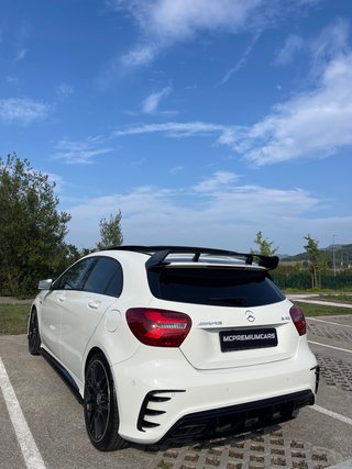 Mercedes-Benz Clase A45 AERO+BUQUETS+ESCAPE AMG