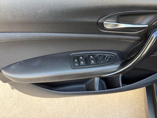 BMW 116i SPORT LLANTAS 17 XENON NAVI LIBRO GARANTI
