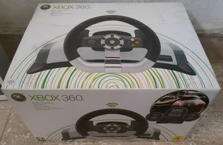 Xbox 360 Bianca con scatola e accessori leggi