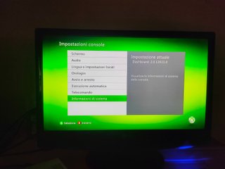 Xbox 360 Bianca con scatola e accessori leggi