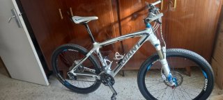 Bicicleta Montaña Giant XTC de carbono