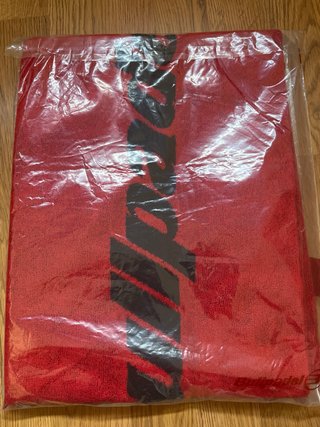 Toalla Bullpadel Roja 100x50