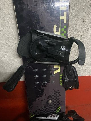 Tabla Snowboard con Fijaciones y Botas