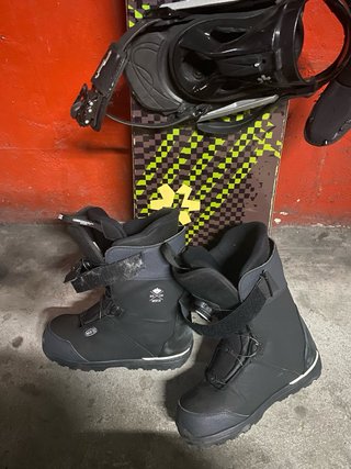 Tabla Snowboard con Fijaciones y Botas