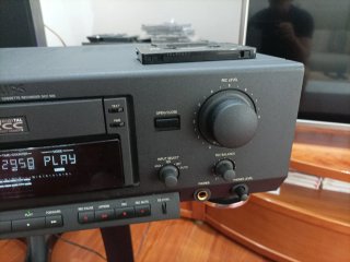 Philips DCC 900  Cassette Digital ( LEER)