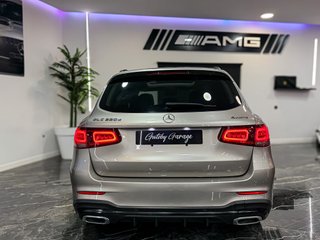 Mercedes-Benz GLC 220 AMG FULL