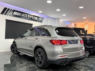 Mercedes-Benz GLC 220 AMG FULL