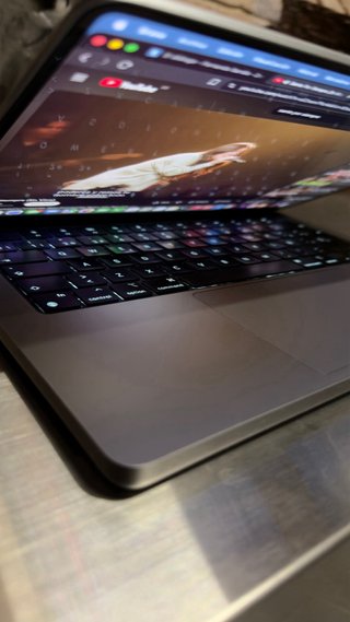 MacBook Pro 14 M3 512GB 16GB RAM