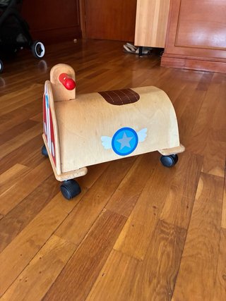 Correpasillos de madera