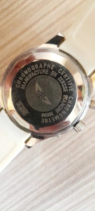 Reloj de Hombre Negro y Blanco