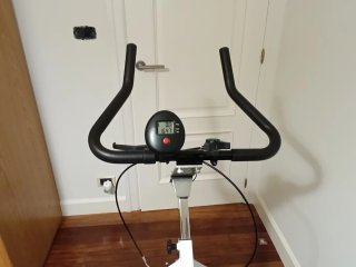 Bicicleta Estática BH Sprint 500.
