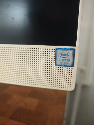 HP All-in-One 24 i5 8ª Gen SSD