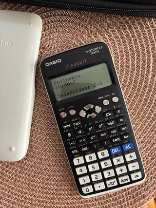 Calculadora Casio fx-570SPXII Iberia + Funda Casio