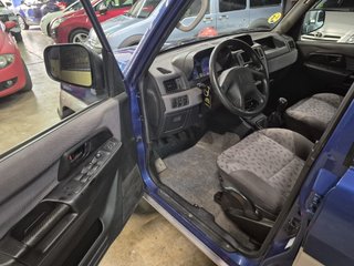 Mitsubishi Montero 2001