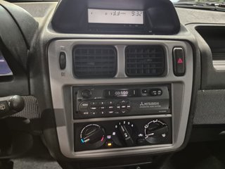 Mitsubishi Montero 2001